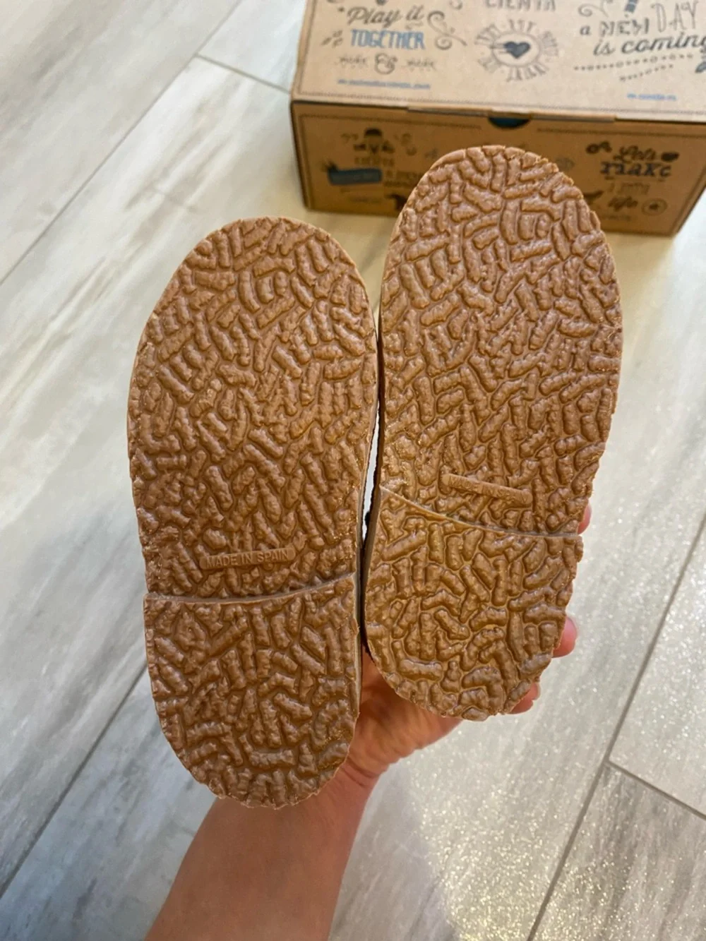 NWT Cienta Classic Tan Brown Suede Leather Zip-Up Round Toe Boot toddler 6